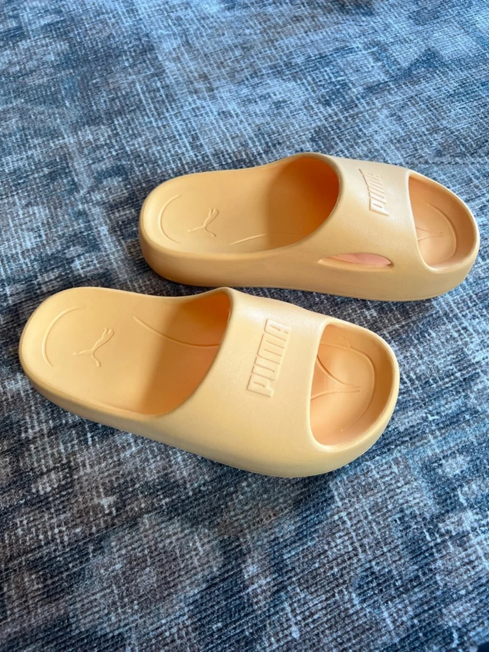 Puma Slides Platform Sandals in Almost Apricot Size 7 - Picture 10 of 10